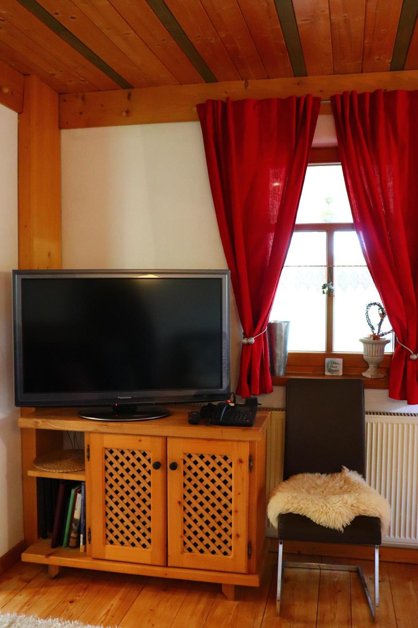 Ferienunterkuenfte Deinhardt Villa Poxdorf Phòng bức ảnh